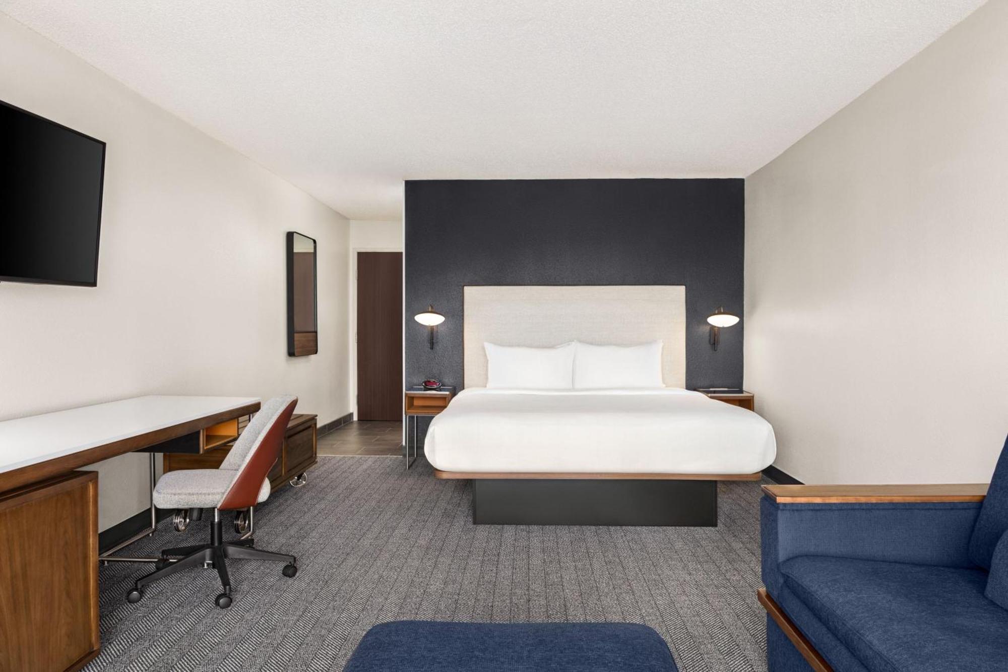 Courtyard Houston Sugar Land/Stafford Hotel Exterior photo