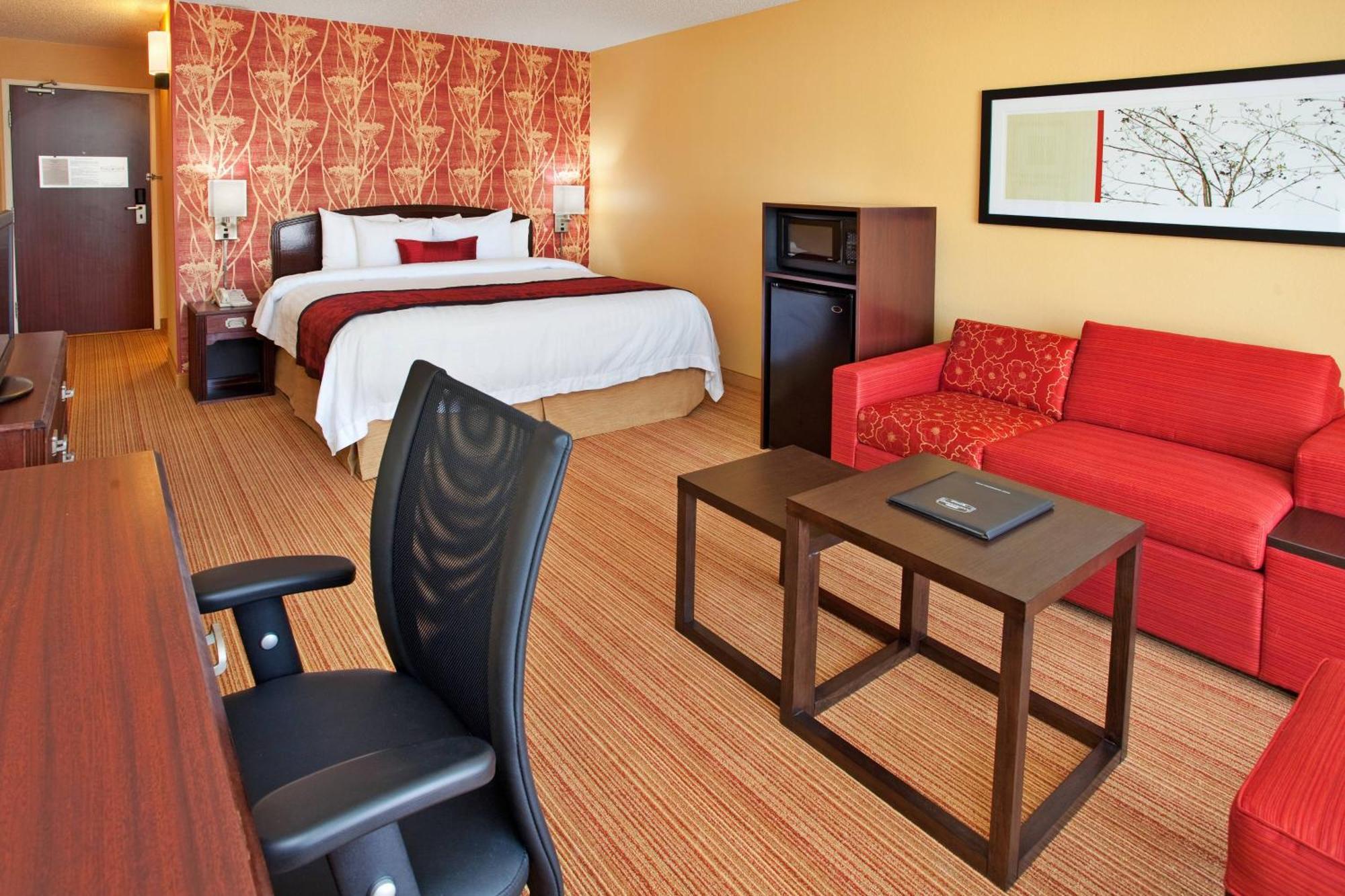 Courtyard Houston Sugar Land/Stafford Hotel Exterior photo